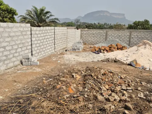Terrain à vendre 841 m² à Kougnéwadé I - 1 parcelle